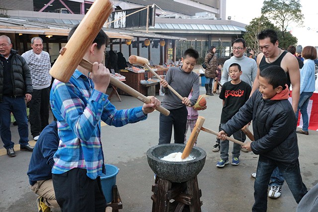 【ざうお天神店】毎年恒例お餅つき体験イベント開催のお知らせ！