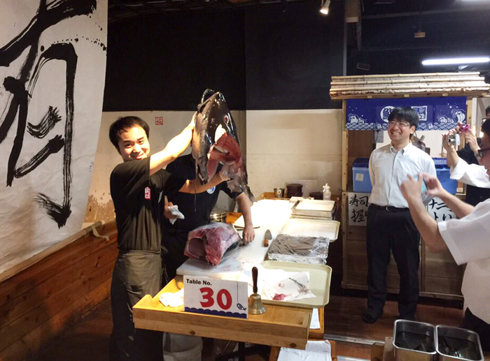 王くんのマグロ解体ショー！