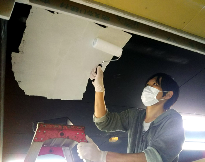 本社をDIYでビフォーアフター！～工場２階天井編～